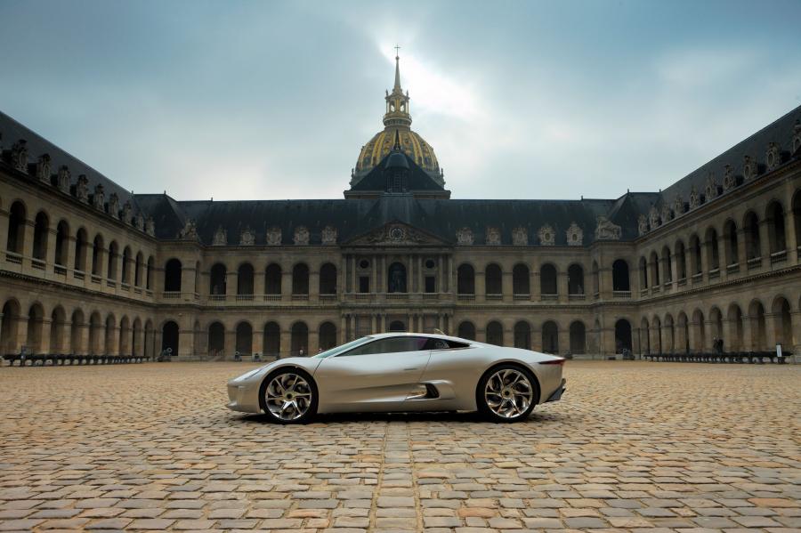  Jaguar C-X75 Concept 2010 года  (фото 36 из 126)